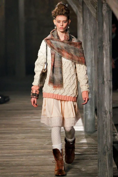 Look 68